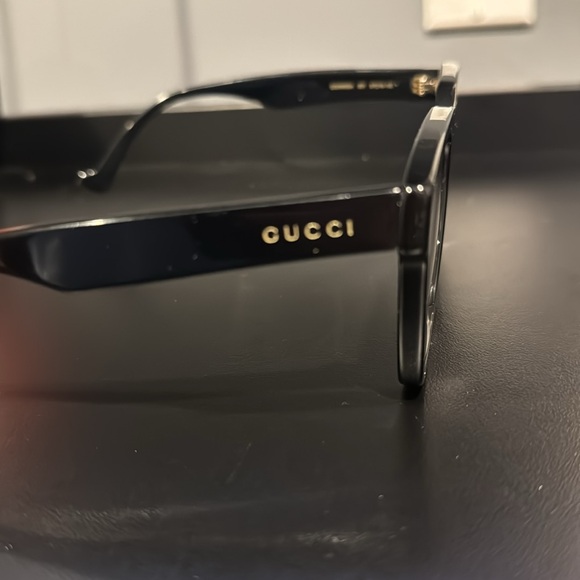 GUCCI BLACK SQUARE UNISEX SUNGLASSES - Picture 6 of 6